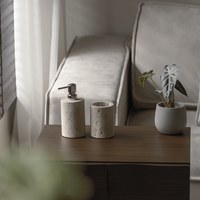 dòng 侘寂天然黃洞石組